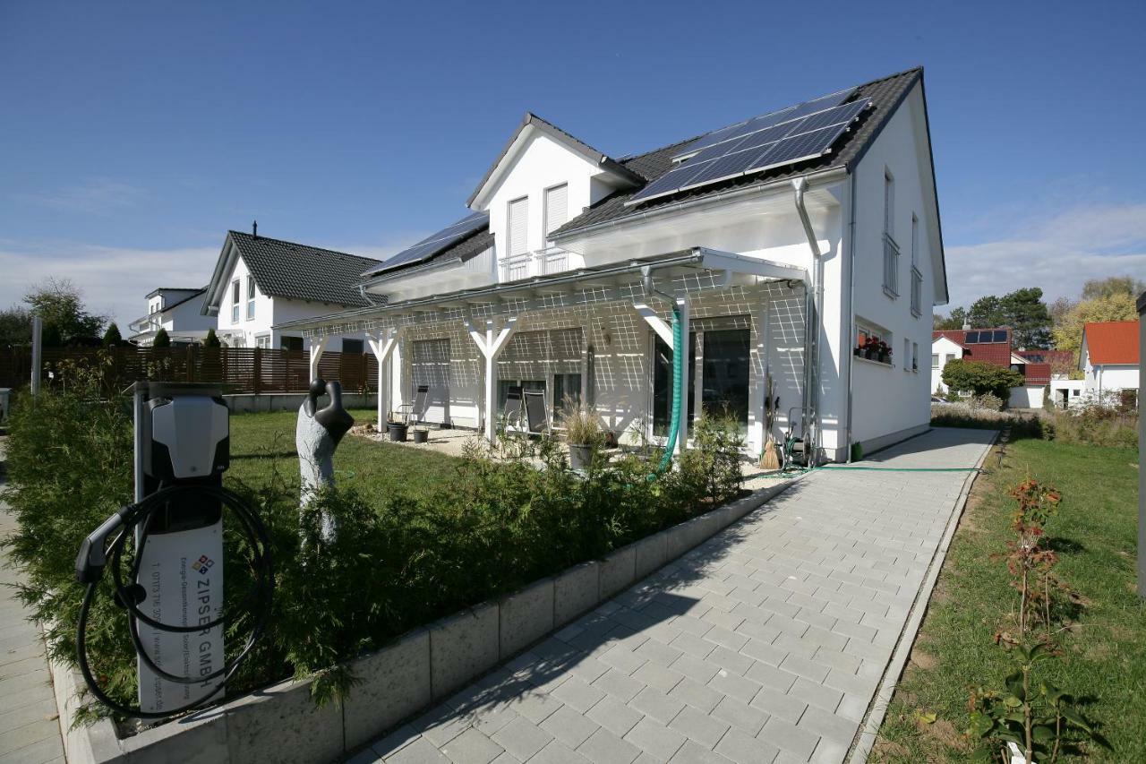 Hotel Am Baronenwald 格平根 外观 照片
